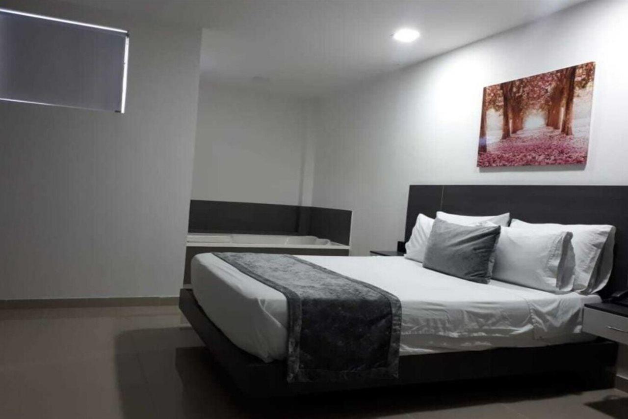 Calle 10 Express Hotel Medellín Exteriör bild